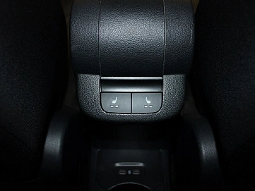 Volkswagen Polo, 2020г., передний привод, механика