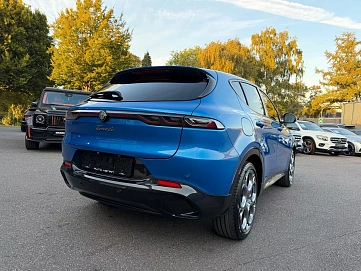 Alfa Romeo Tonale, 2022г., передний привод, робот