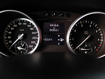 Mercedes-Benz M-Класс, 2011г., полный привод, автомат