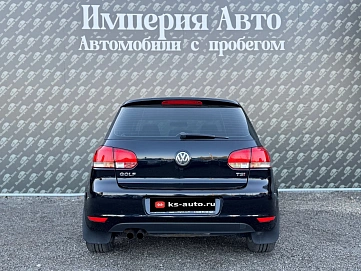 Volkswagen Golf, 2011г., передний привод, механика