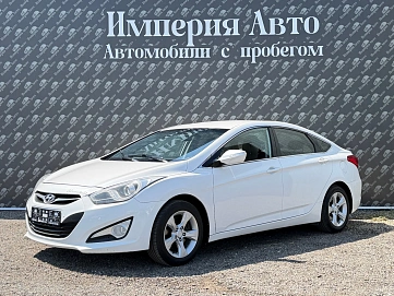 Hyundai i40, 2013г., передний привод, автомат