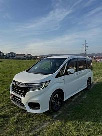 Honda Stepwgn, 2021г, передний привод, вариатор