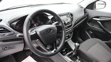 Lada (ВАЗ) Vesta, 2017г., передний привод, механика
