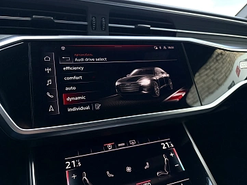 Audi A6, 2021г., передний привод, робот