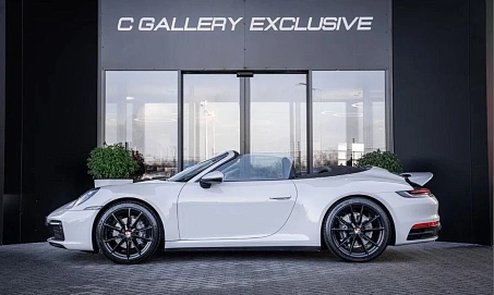 Porsche 911, 2024г., полный привод, робот
