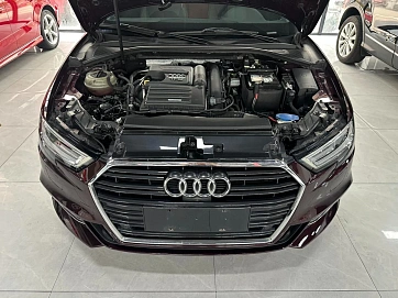 Audi A3, 2018г., передний привод, робот