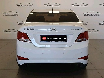Hyundai Solaris, 2015г., передний привод, автомат