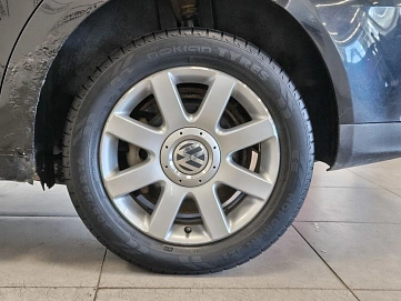 Volkswagen Touran, 2007г., передний привод, механика