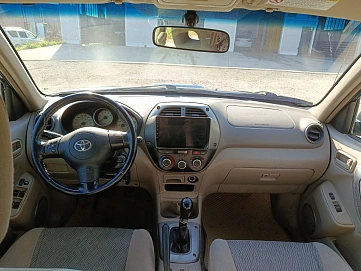 Toyota RAV4, 2000г., полный привод, механика