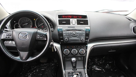 Mazda 6, 2011г., передний привод, механика