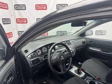 Mitsubishi Lancer, 2006г., передний привод, механика