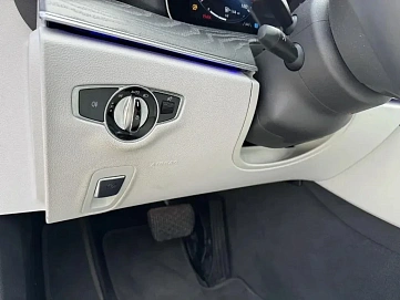 Mercedes-Benz E-Класс, 2022г., задний привод, автомат