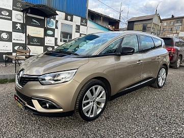 Renault Scenic, 2018г, передний привод, робот