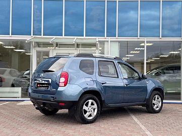Renault Duster, 2012г., полный привод, механика