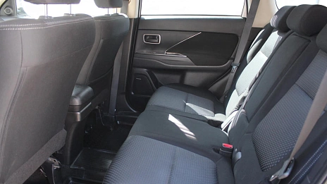 Mitsubishi Outlander, 2016г., передний привод, механика