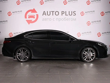 Toyota Camry, 2025г., передний привод, вариатор