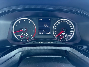 Volkswagen Polo, 2020г., передний привод, автомат