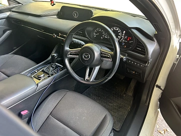 Mazda 3, 2019г., передний привод, автомат