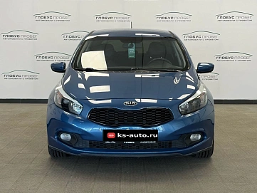 Kia Ceed, 2013г., передний привод, механика