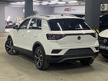 Volkswagen T-Roc, 2026г., передний привод, робот