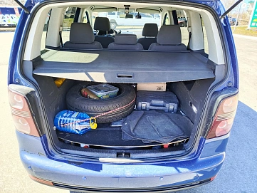 Volkswagen Touran, 2008г., передний привод, механика