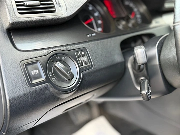 Volkswagen Passat, 2006г., передний привод, автомат