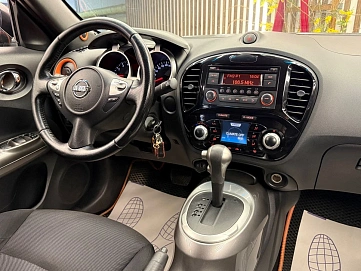 Nissan Juke, 2013г., передний привод, вариатор