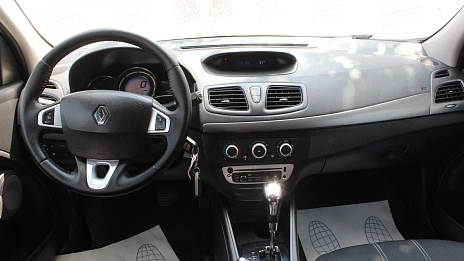 Renault Megane, 2013г., передний привод, механика