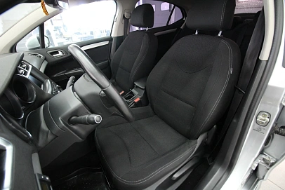Citroen C4, 2015г., передний привод, автомат