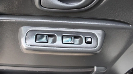 Suzuki Jimny, 2011г., передний привод, механика
