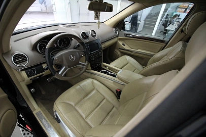 Mercedes-Benz M-Класс, 2010г., полный привод, автомат