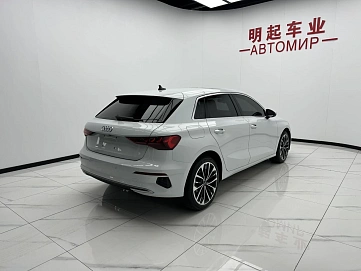 Audi A3, 2023г, передний привод, робот