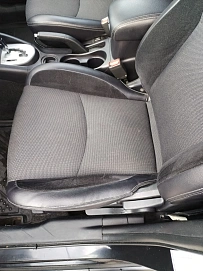 Citroen C-Crosser, 2011г., передний привод, вариатор