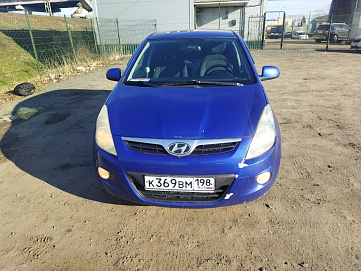 Hyundai i20, 2010г., передний привод, автомат