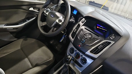 Ford Focus, 2011г., передний привод, механика