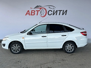 Lada (ВАЗ) Granta, 2015г., передний привод, механика