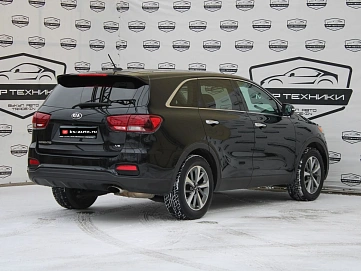 Kia Sorento, 2020г., передний привод, автомат