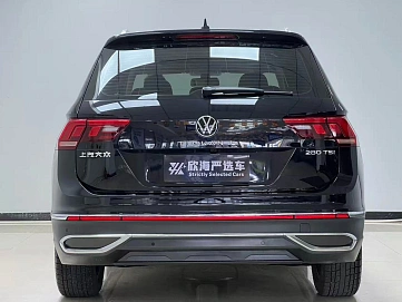 Volkswagen Tiguan, 2022г., передний привод, робот