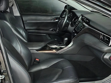 Toyota Camry, 2019г., передний привод, автомат