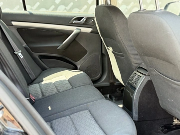Skoda Octavia, 2011г., передний привод, робот