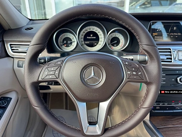 Mercedes-Benz E-Класс, 2015г., задний привод, автомат