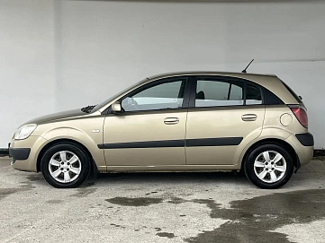 Kia Rio, 2007г., передний привод, механика