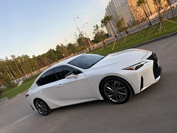 Lexus IS, 2020г., задний привод, автомат