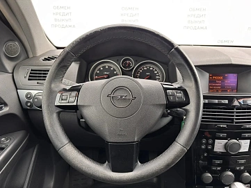 Opel Astra, 2008г., передний привод, автомат