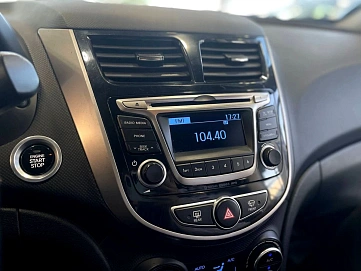 Hyundai Solaris, 2014г., передний привод, автомат