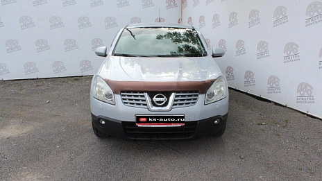 Nissan Qashqai, 2008г., передний привод, механика