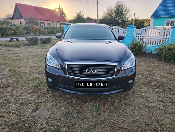 Infiniti M, 2012г., полный привод, автомат