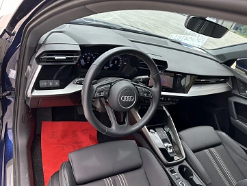 Audi A3, 2023г., передний привод, робот