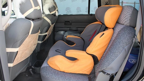 Dodge Durango, 2005г., передний привод, механика