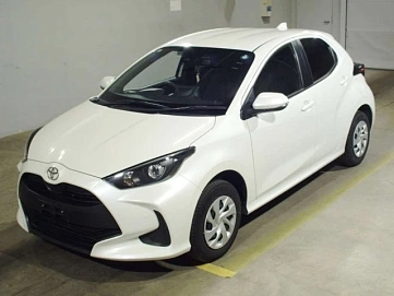 Toyota Yaris, 2023г, полный привод, вариатор